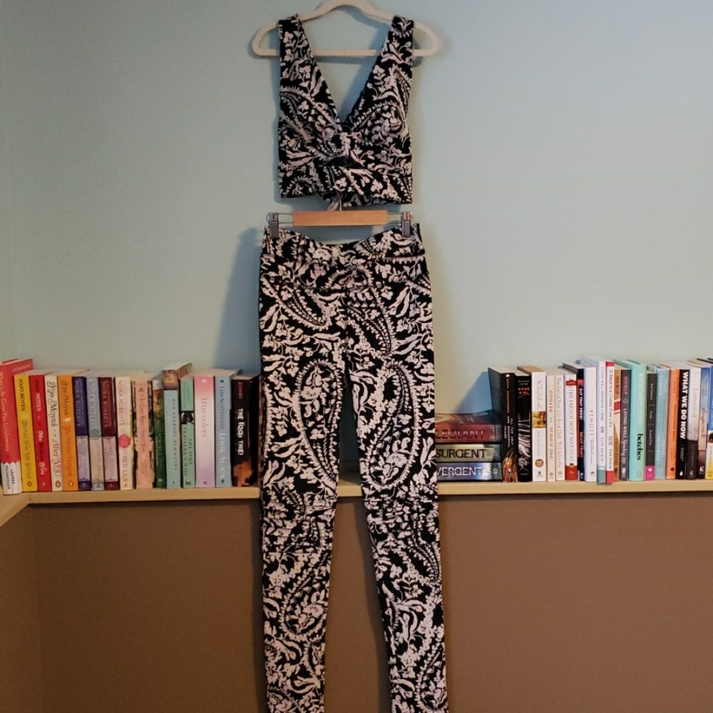 Free People City Slicker Leggings & Bra bundle